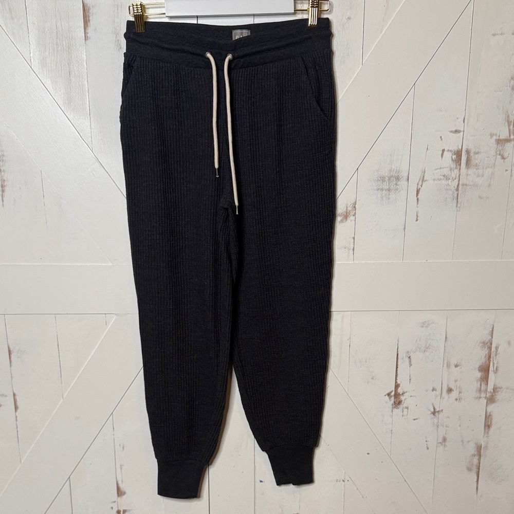 GAP Charcoal Grey Waffle Knit Jogger Pants